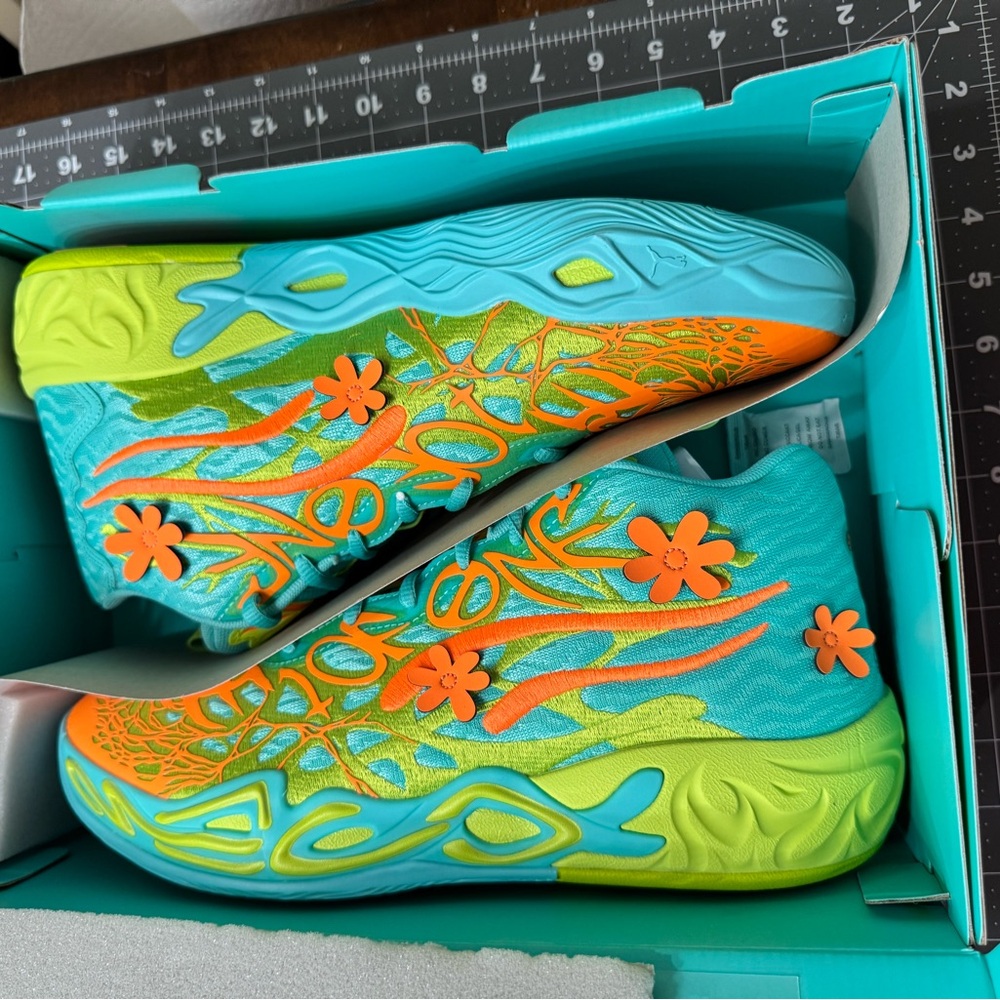 Puma x Lamelo Ball MB.04 Scooby Doo Authentic